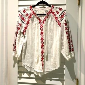 Red/Black/White boho peasant style cotton blouse with embroidery and tassels!
